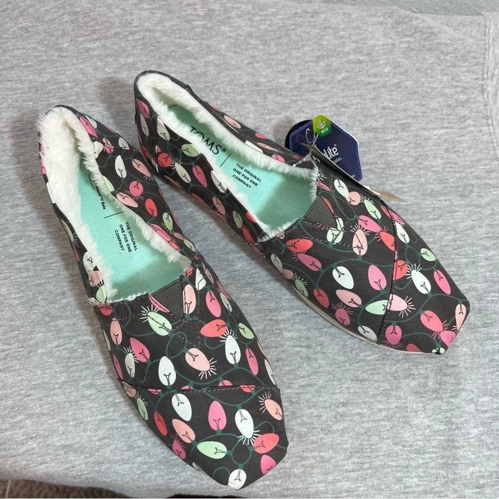 TOMS Glow-In-The-Dark Christmas Light Alpargatas Faux Fur Women’s Size 8